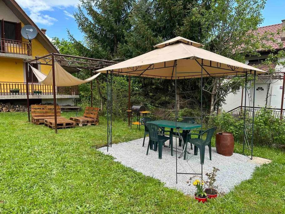 Cosy Mountain Villa In Nizepole Bitola Exteriör bild